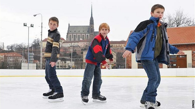 Kluzit na Nových sadech v Brn od soboty zahájí provoz.