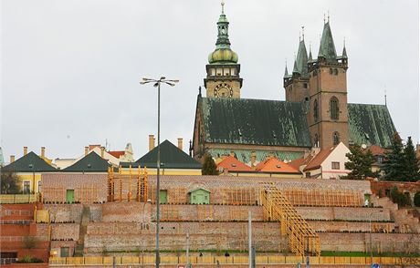 Lidé v Hradci Králové chválili v przkumu teba opravy jiních teras.