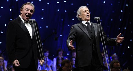 Karel Gott a José Carreras, Praha, O2 Arena, 10. 12. 2011