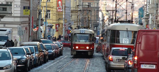 Tramvaj íslo 22 se na jednu noc promní v pojízdný kostel. Tabulku s íslem nahradí iniciály NK (Noc kostel)