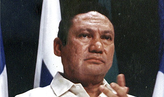 Panamský diktátor Manuel Noriega na archivním snímku