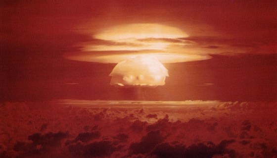 Jaderný výbuch (ilustraní snímek)