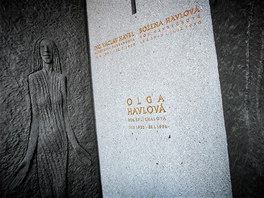Socha Olbram Zoubek vytvoil i hrobku rodiny Havlových na Vinohradském...