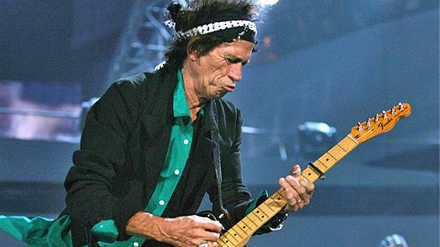 Keith Richards pi koncert Rolling Stones v Brn