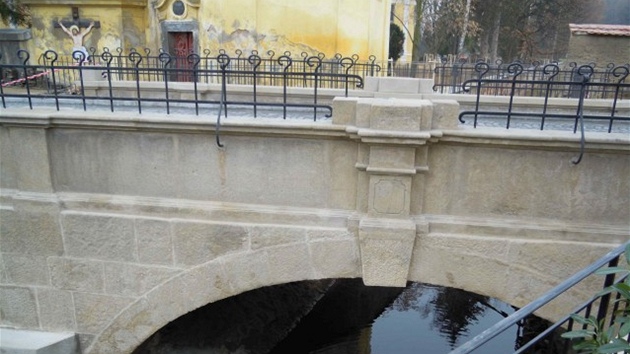 Opravený most ve Velehrad