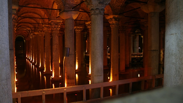 Istanbul. Podzemní cisterna Yerebatan