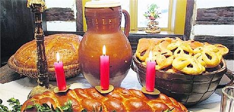Tradiní východoeská vánoní tabule je k vidní ve skanzenu na Veselém kopci.