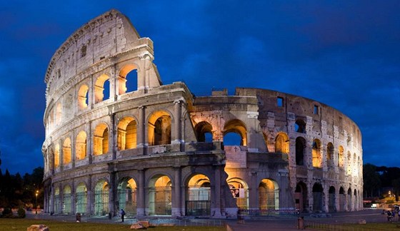 Koloseum v ím eká nákladná oprava