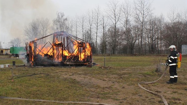 Poár jurty v Lutnicích na Mladoboleslavsku