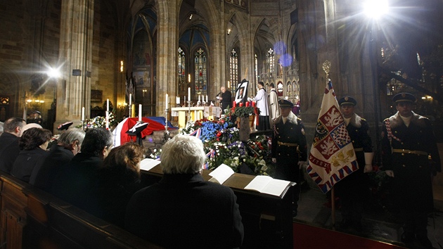 "Neodchází mylenka, e svoboda je hodnotou, které stojí za to pináet obti,...