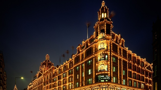 Harrods, legendární obchodní dm v Londýn