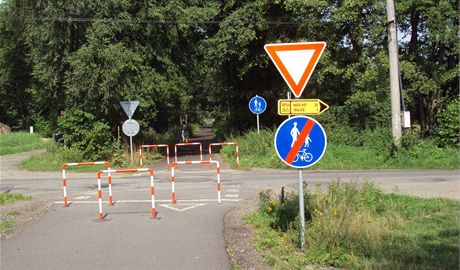 Cyklostezka Varhany v obci Manuice