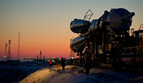 Sojuz TMA-03M na Bajkonuru bhem cesty na odpalovací rampu