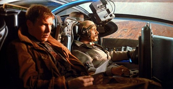 Hlavní roli Ricka Deckarda ve filmu Blade Runner si zahrál Harrison Ford.