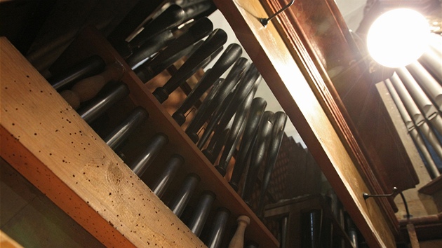 Po osmdesáti letech jsou varhany ve svatomartinském kostele v Tebíi v