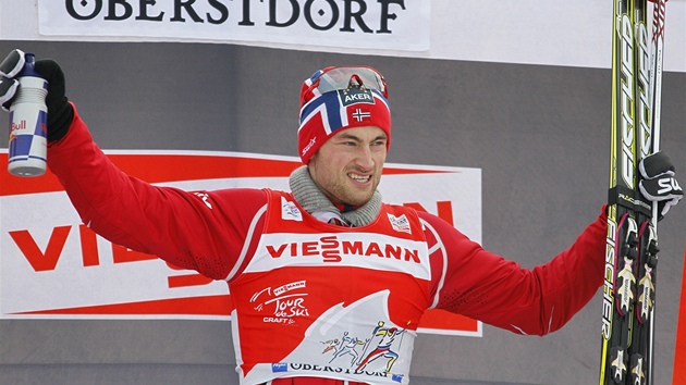 4. etapu Tour de Ski, skiatlon na 10 km klasicky a 10 km voln v Oberstdorfu, ovldl Petter Northug z Norska.