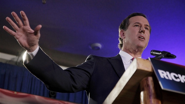 Rick Santorum bhem volebního shromádní v Iow (3. ledna 2011)