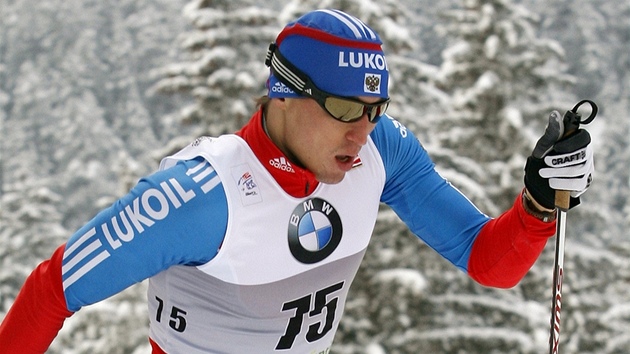 VÍTĚZ. Rus Alexander Legkov vyhrál závod Tour de Ski na 5 km klasicky v VÍTĚZ. Rus Alexander Legkov vyhrál závod Tour de Ski na 5 km klasicky v