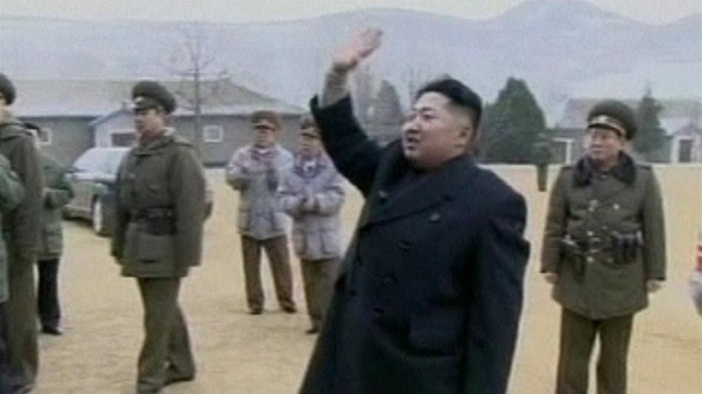 Kim ong-un na návtv armádních kasáren.