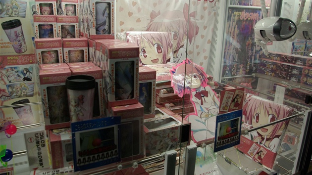 UFO Catcher: v nabídce je iroké spektrum zboí od figurek a plyák pes hrnky