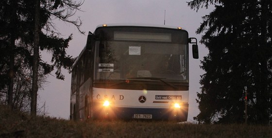 idi autobusu odjel s cestující za konenou, piznal, e ji osahával (ilustraní foto).