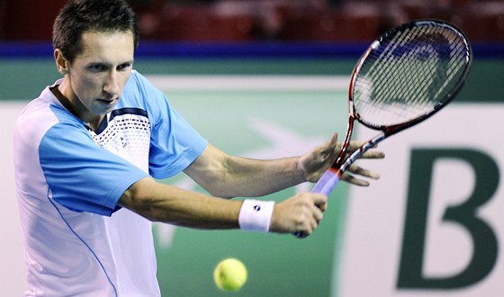 MÁLO. Sergej Stachovskij piznal, e tenistm se zdají finanní odmny na turnajích nízké.