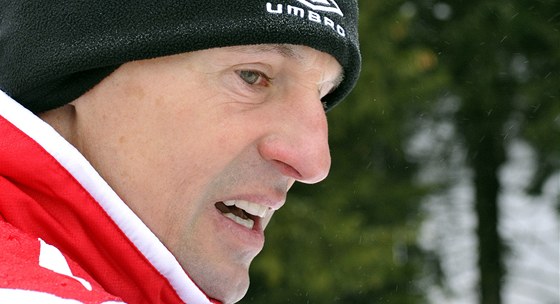 Frantiek Straka, trenér fotbalist Slavie, bhem zimní pípravy