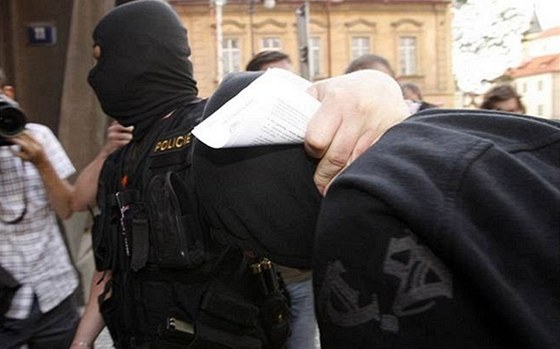 Ve výslechové místnosti na Jihomoravském krajském policejním editelství v Brn se 13. 12. 2011 konala akce pipomínající praktiky komunistické Státní bezpenosti. Ilustraní snímek