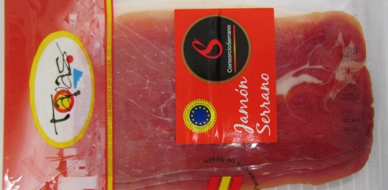 unka Tapas Serrano, kterou spolenost Makro stáhla z prodeje.