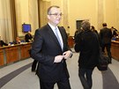 Ministr financ Miroslav Kalousek na jednn vldy. (11. ledna 2012) 