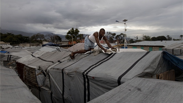 Dva roky po niivém zemtesení na Haiti je stále více ne 1,5 milionu lidí bez