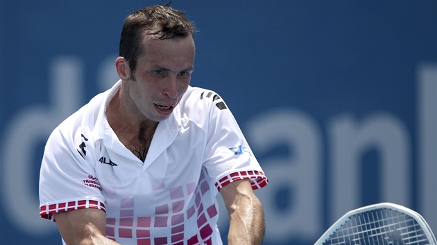 Radek tpánek zdolal v 1.kole turnaje v Sydney belgického tenistu Xaviera
