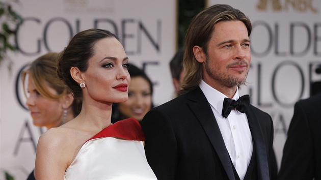 Zlaté glóby 2012: Angelina Jolie a Brad Pitt