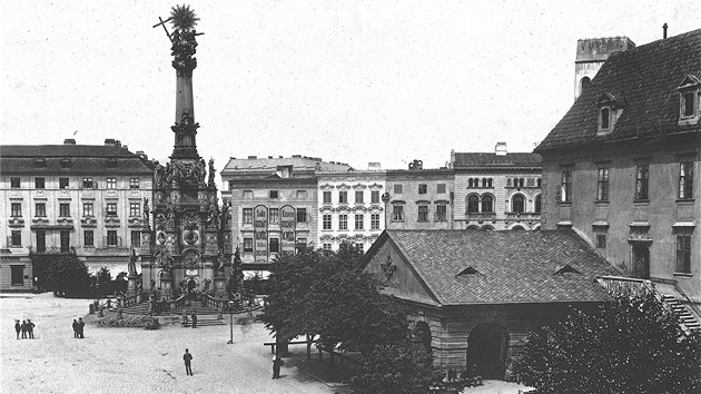 Horní námstí a budova radnice s pistavnou stránicí u jiního prelí na...