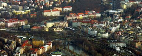 Letecký pohled na Karlovy Vary.