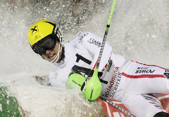Marcel Hirscher si jede pro vítzství ve slalomu Svtového poháru ve
