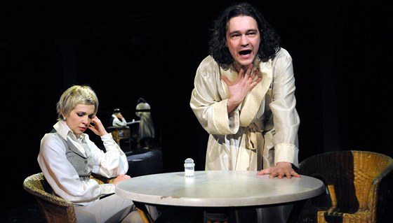 Ladislav piner jako Mefisto v pardubickém divadle