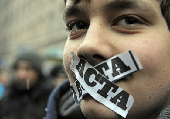 Podle nkterých názor me ACTA výrazn omezit práva jednotlivce.
