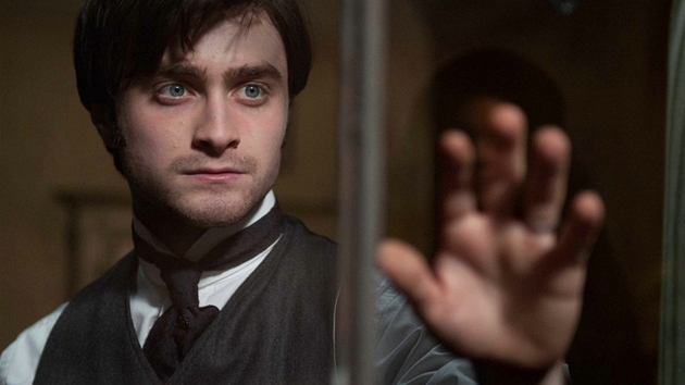 Daniel Radcliffe ve filmu ena v ernm (2012)