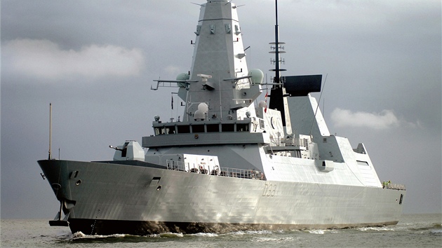 HMS Dauntless na snímku z roku 2009