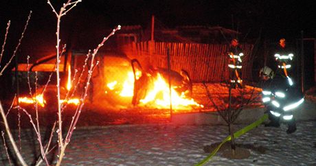 V Píbrami na Morav shoelo v noci na 2. února terénní auto