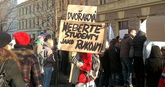 Protesty student plzeské právnické fakulty.