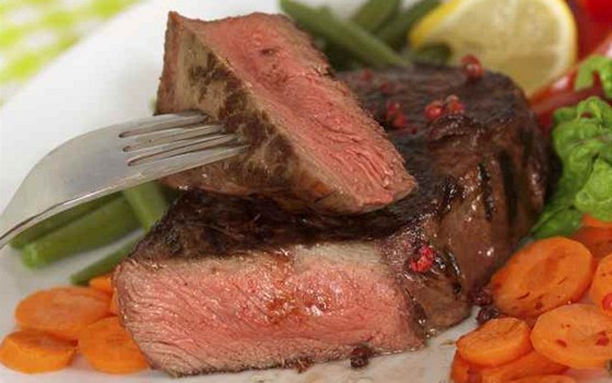 Jedin z poádn vyzrálého masa udláte kehký steak.