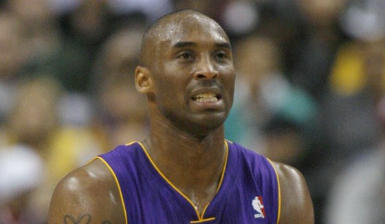 Posunul se v rekordních tabulkách NBA, ovem jeho Lakers prohráli ve Filadelfii: Kobe Bryant.