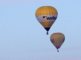 Balony nejdív letly v liberecké kotlin, pak vystoupaly nad heben a severní