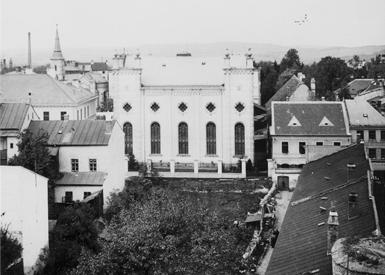 idovská synagoga v jihlavské Beneov ulici.
