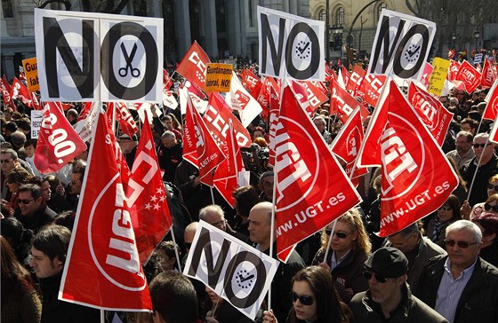 Demonstrace proti pracovní reform v Madridu (19. února 2012).