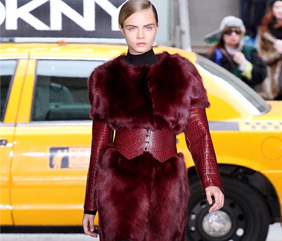 Týden módy v New Yorku: kolekce DKNY pro sezónu podzim - zima 2012/2013