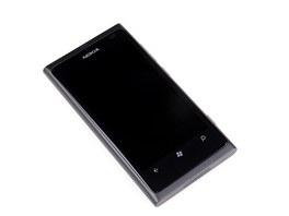 Nokia Lumia 800 recenze