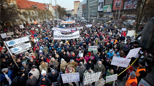 Slovenské protesty proti zkorumpovaným politikm